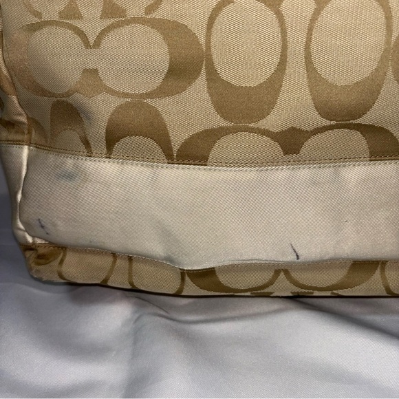 Coach F19202 Signature Stripe Multifunction Baby Diaper Travel Tote Bag - Picture 4 of 14